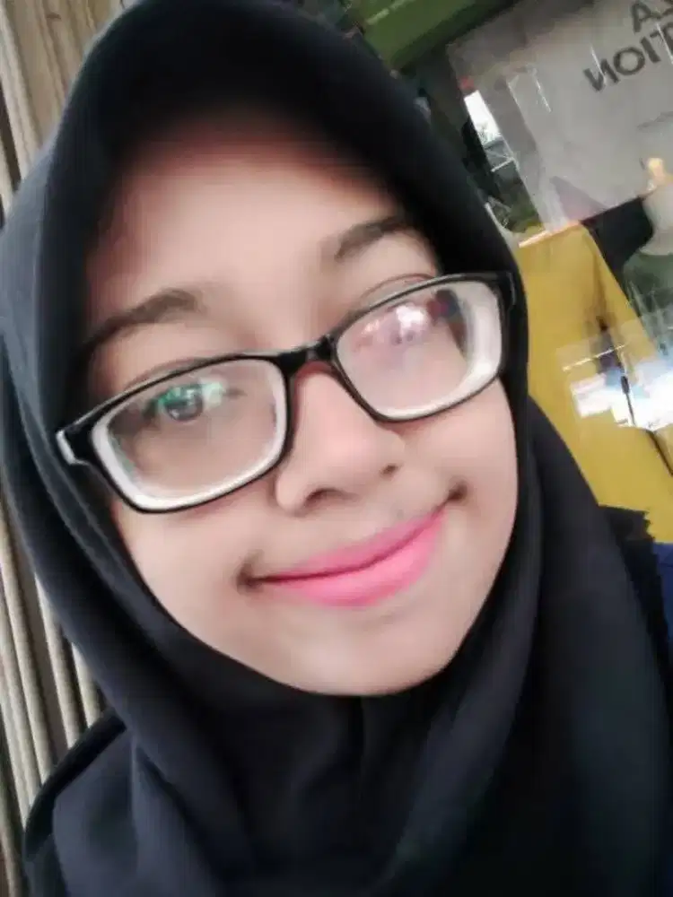 Mencari pekerjaan jaga stand makanan/minuman