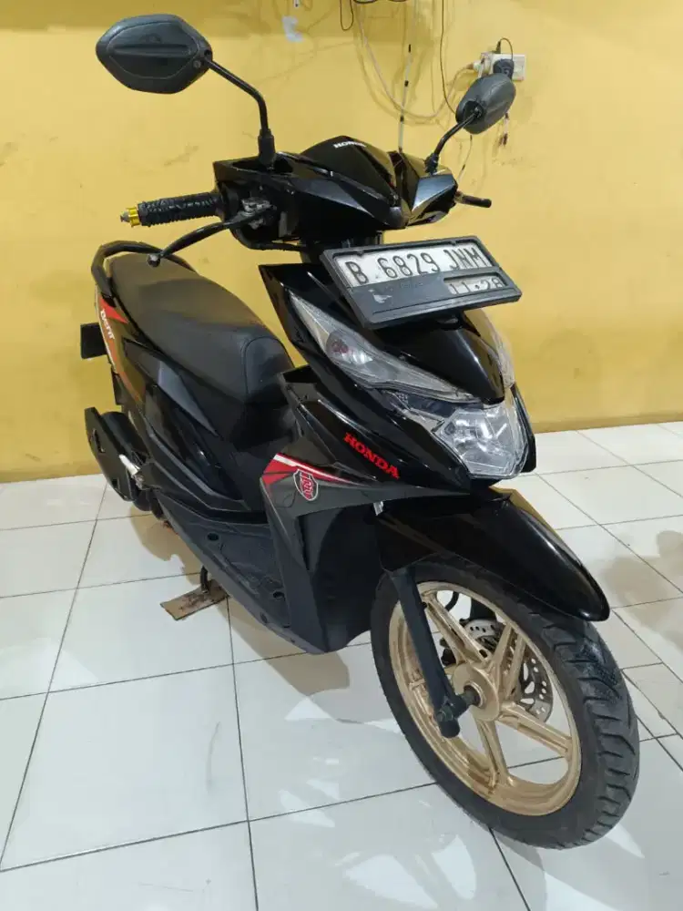 Honda beat 2018 hitam