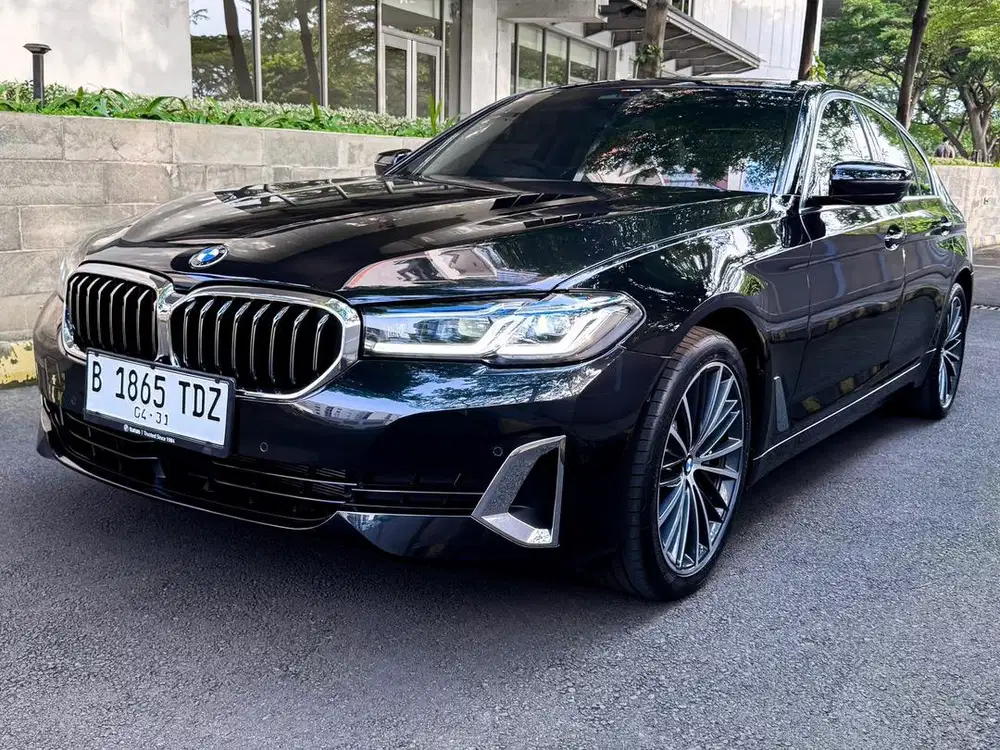 Odo 13rb BMW 530i Opulence G30 2022 BMW 530 i 2023
