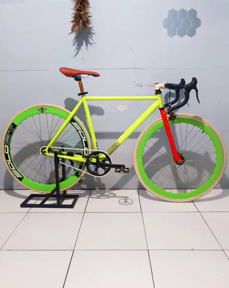 Sepeda Fixie United Soloist ORI