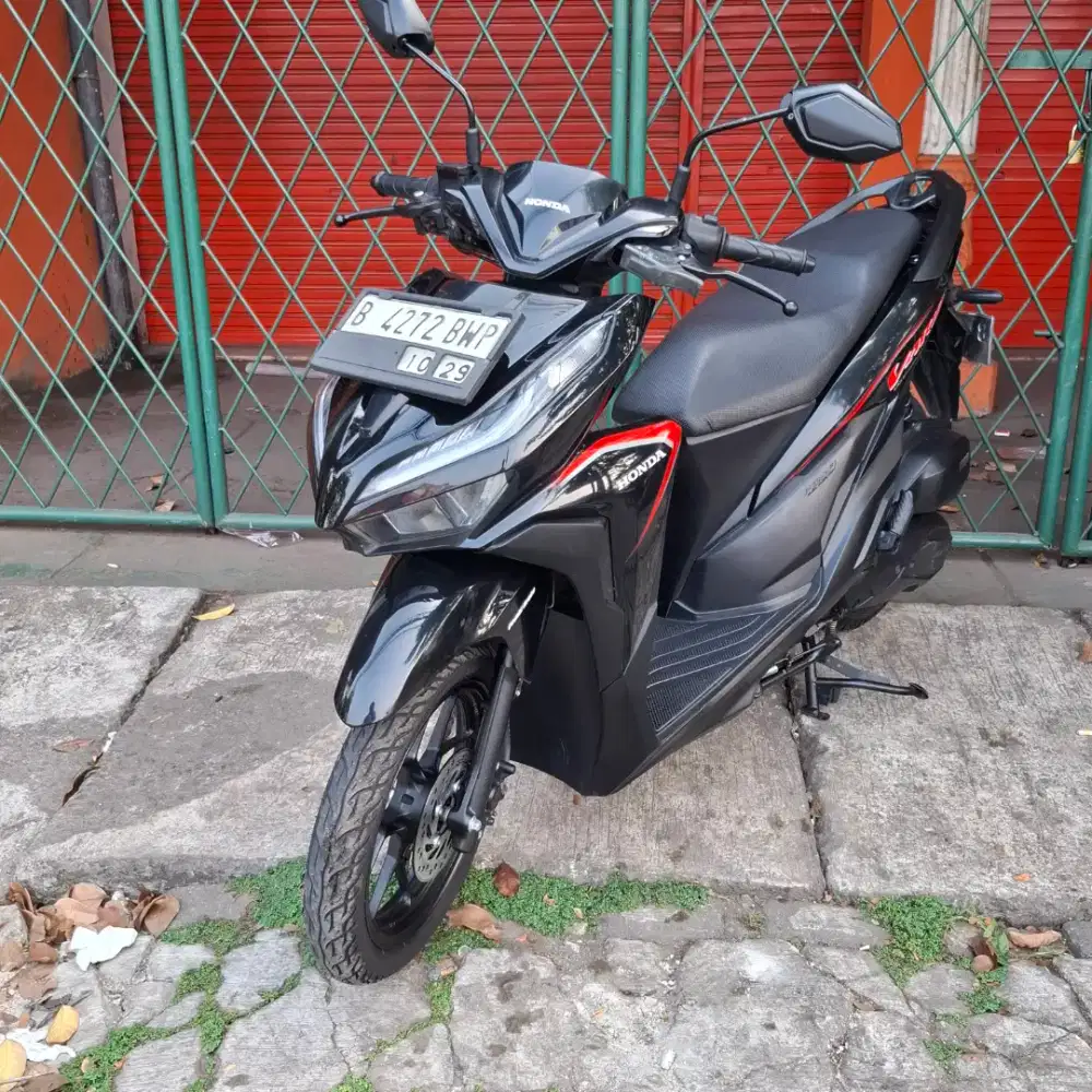 Honda vario 125 cbs 2019 dp 1.5juta