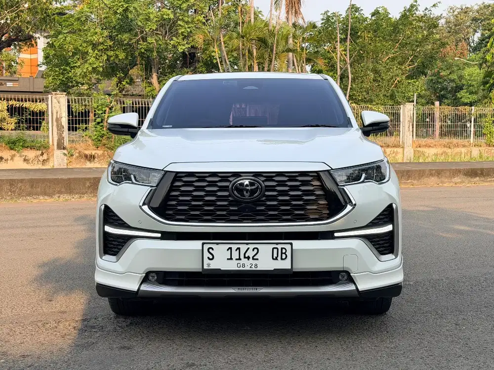 Toyota Innova Zenix Q Hybrid Modellista AT 2023 Bisa Krdt / TT