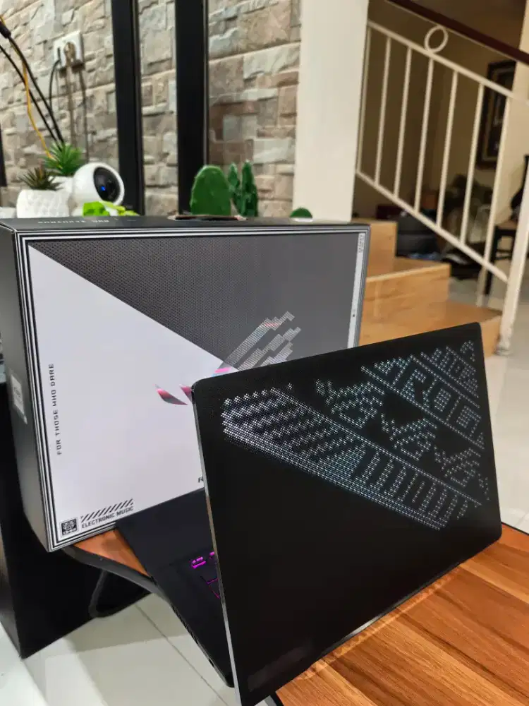 Laptop Asus ROG M16 Animatrix I9 13900H RTX4070 x rog msi nitro