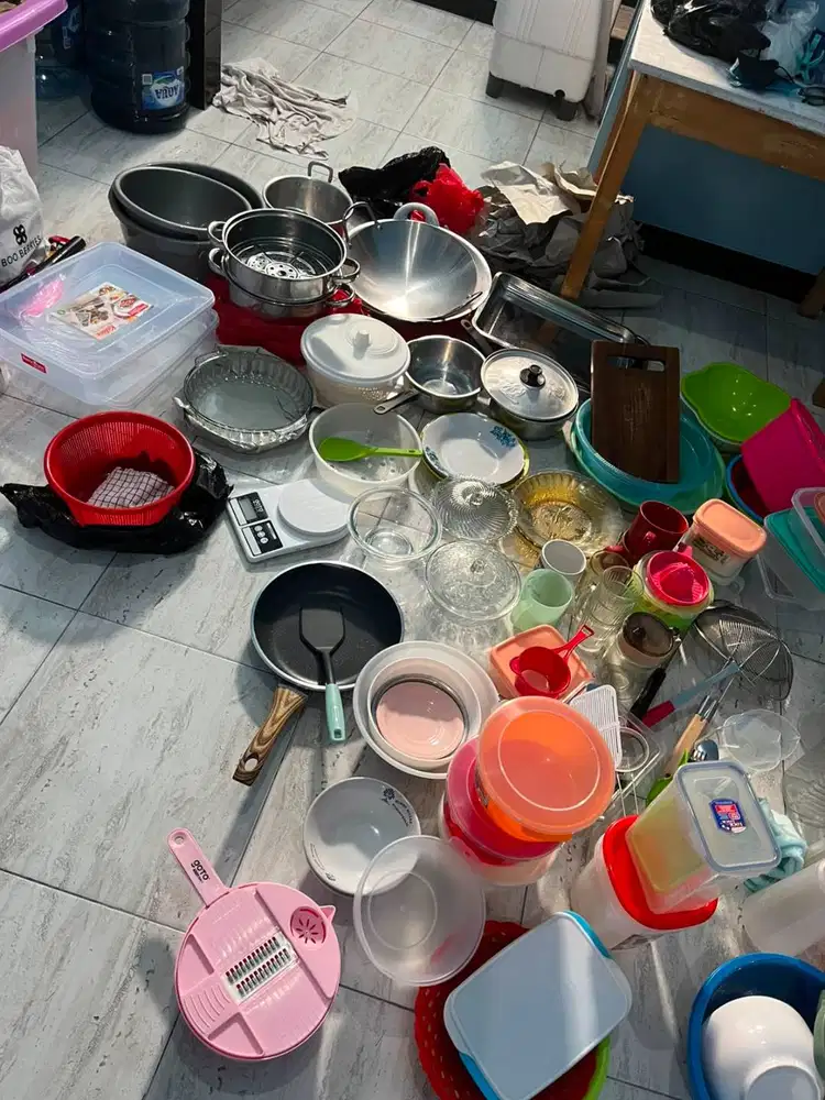 Perlengkapan dapur masih bagus2 borong aja yuk muraaahh