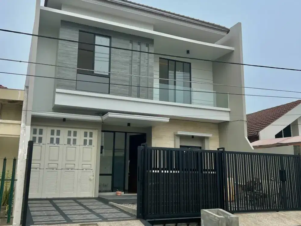 Dijual Rumah Baru di Manyar Kertoadi Lebar 10
