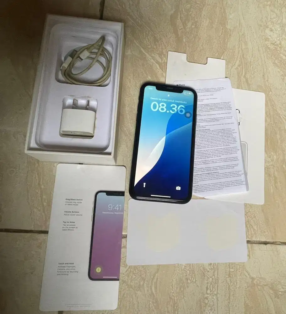 iphone XR 64gb black inter