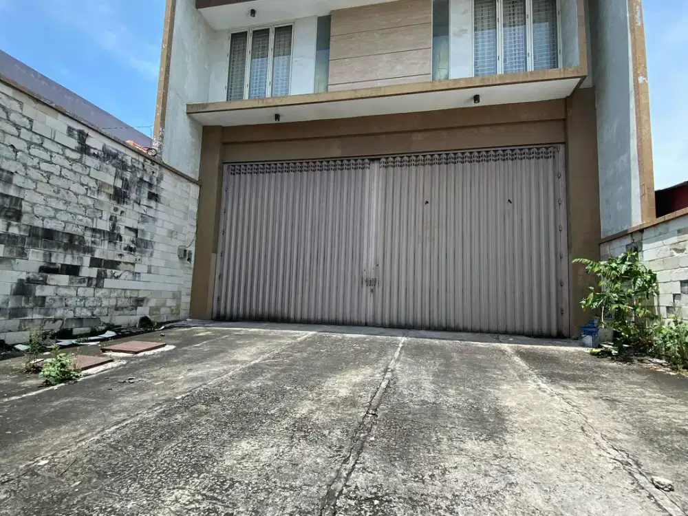Dijual Rumah Kantor di Jalan Argopuro Surabaya Lokasi Strategis