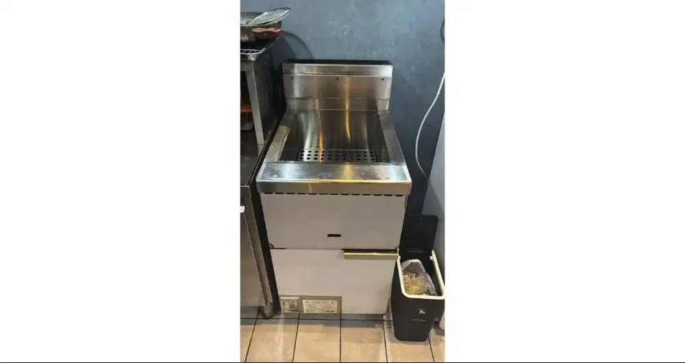 Deep Fryer Gas Getra GF-380YS 30L Minyak+Air, Bekas Cafe Terawat