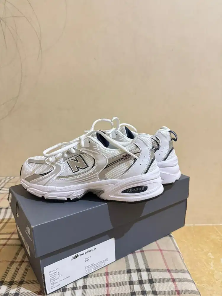 New Balance 530 White Navy Indigo
