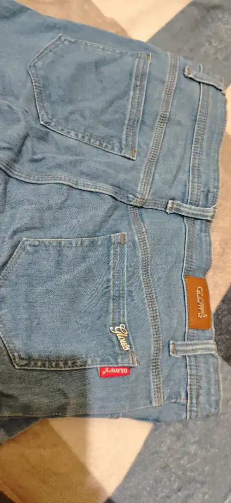 Preloved celana Jeans Glows