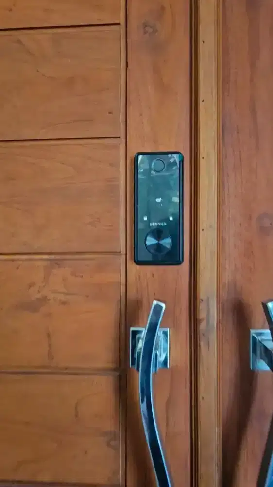 Kunci pintar TTlock