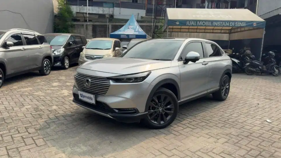 LOW DP Honda HR-V 1.5 SE Bensin-AT 2022 EVJ