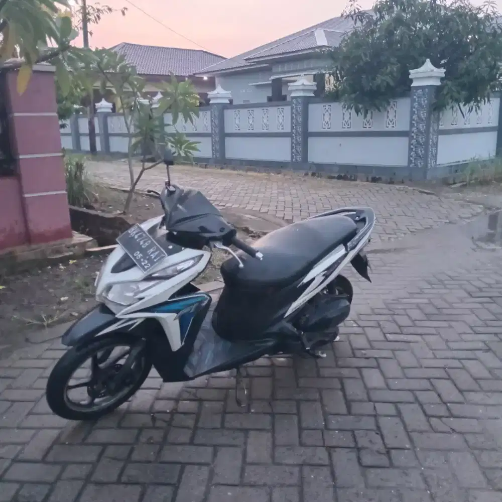 Vario 125 KZR ( 2012)