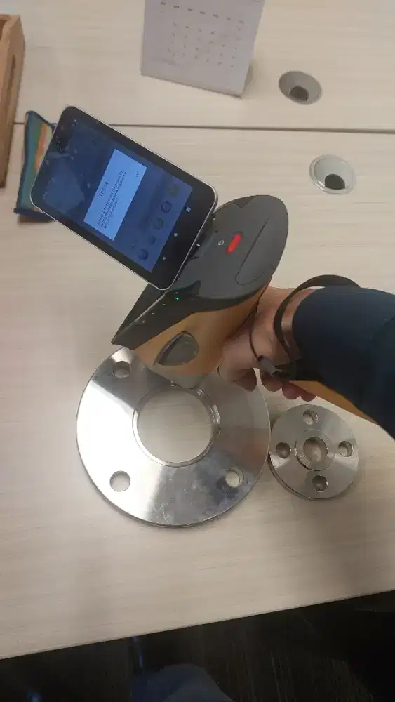 Analisa sample menggunakan XRF