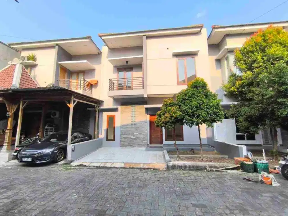 Rumah Cantik 2Lt Cluster Grogol Dekat Solo Baru
