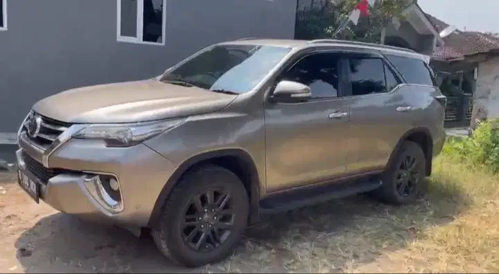 Toyota Fortuner 2.4 AT Diesel 2017