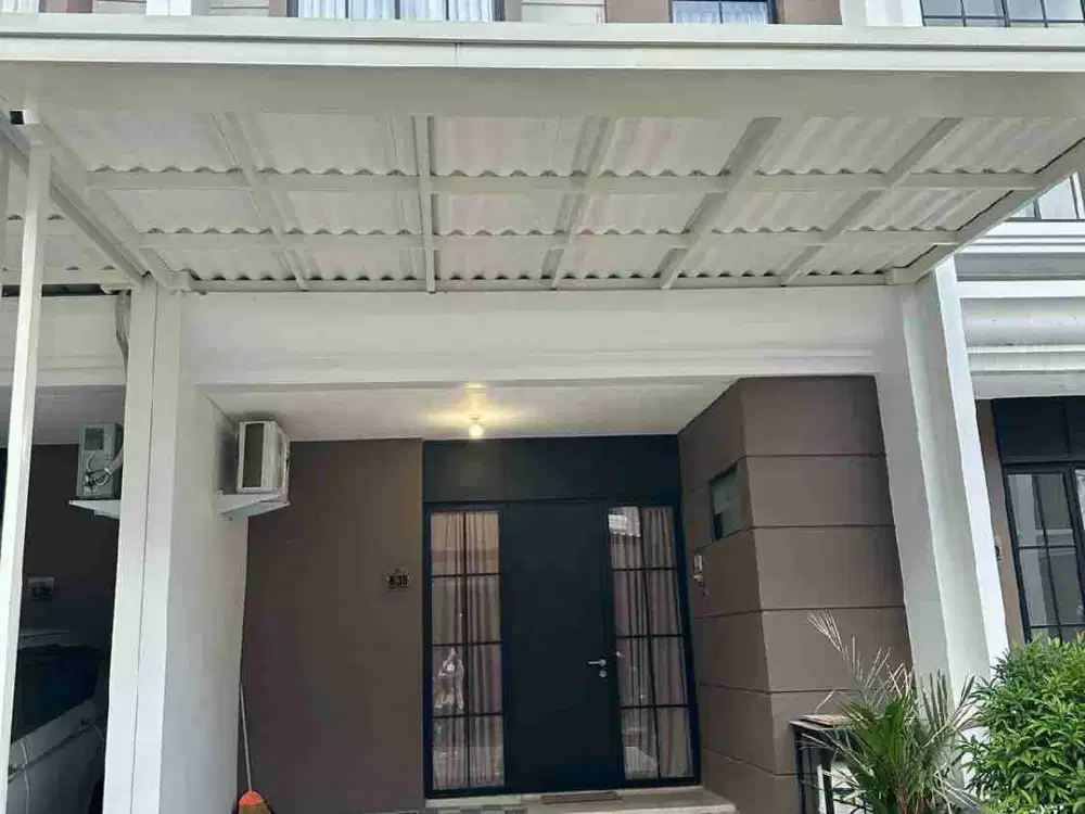 Rumah 2 Lantai Regency one East point siap huni