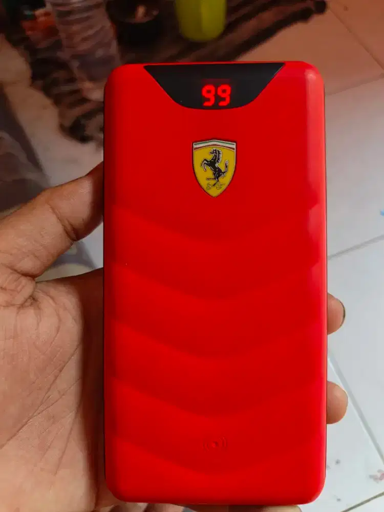 Powerbank CG Mobile ferrari
