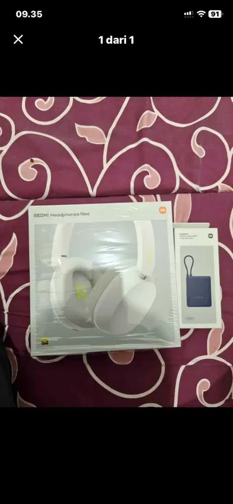 Headphone dan powerbank redmi ori