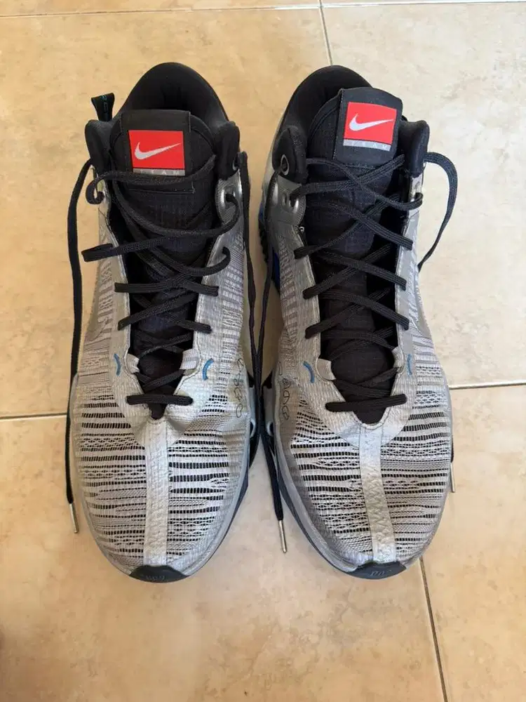Sepatu Basket ball