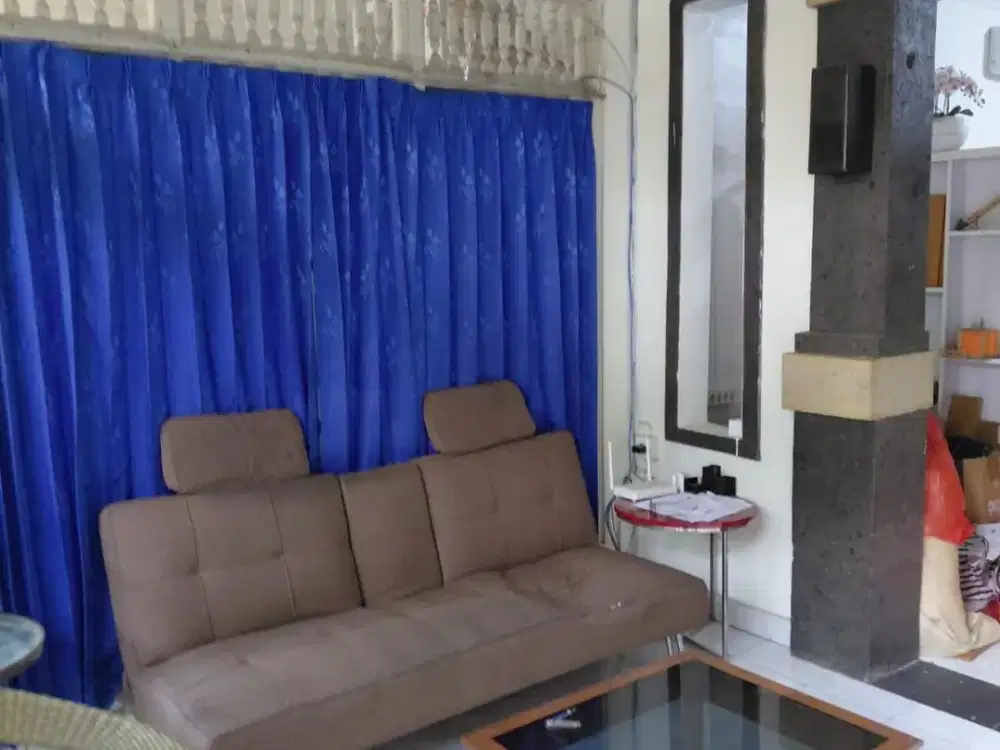 DI JUAL TANAH BONUS Bangunan Layak Huni   Lokasi Gn Talang dekat Mahendradata  Denpasar Barat