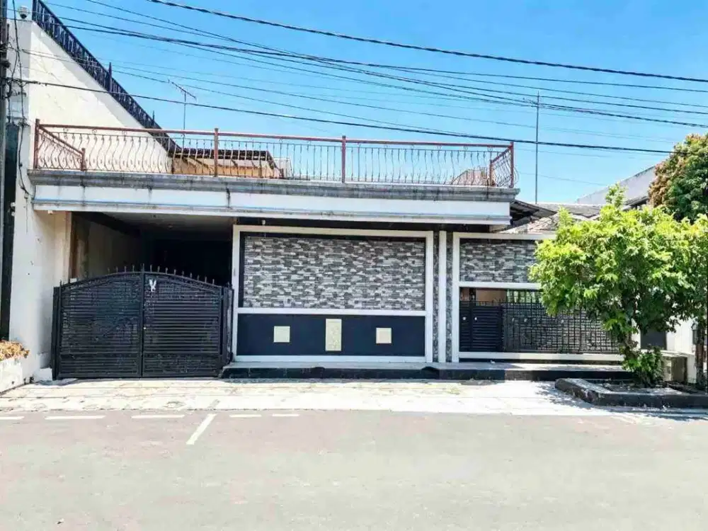 Dijual Rumah di pulogadung Cakung 
Luas tanah : 300 m
Luas Bangunan : 165m
lokasi dekat dengan mall aeon JGC dan tol JO