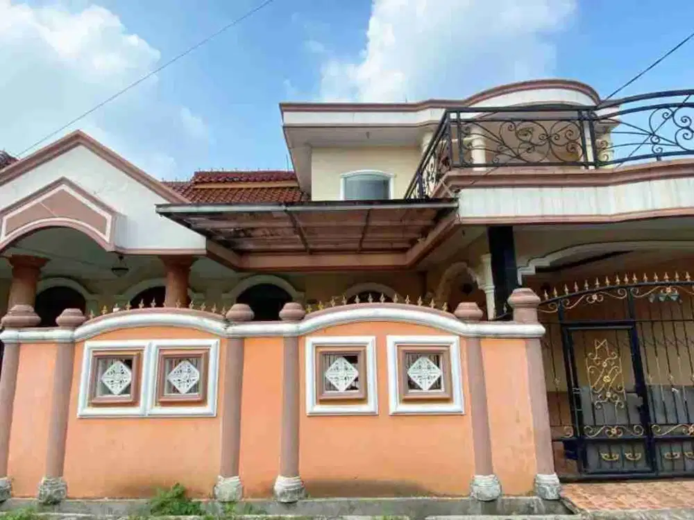 JUAL RUMAH SULTAN BAWA HOKI HARGA MURAH dengan Tanah yang Luas
Luas tanah 260
Luas bangunan 330
selling point 
10 menit ke gerbang/pintu tol Sawangan
15 menit ke Univ. Indonesia
20 menit ke Cilandak & Fatmawati
12 menit ke stasiun Depok baru
Dekat dengan