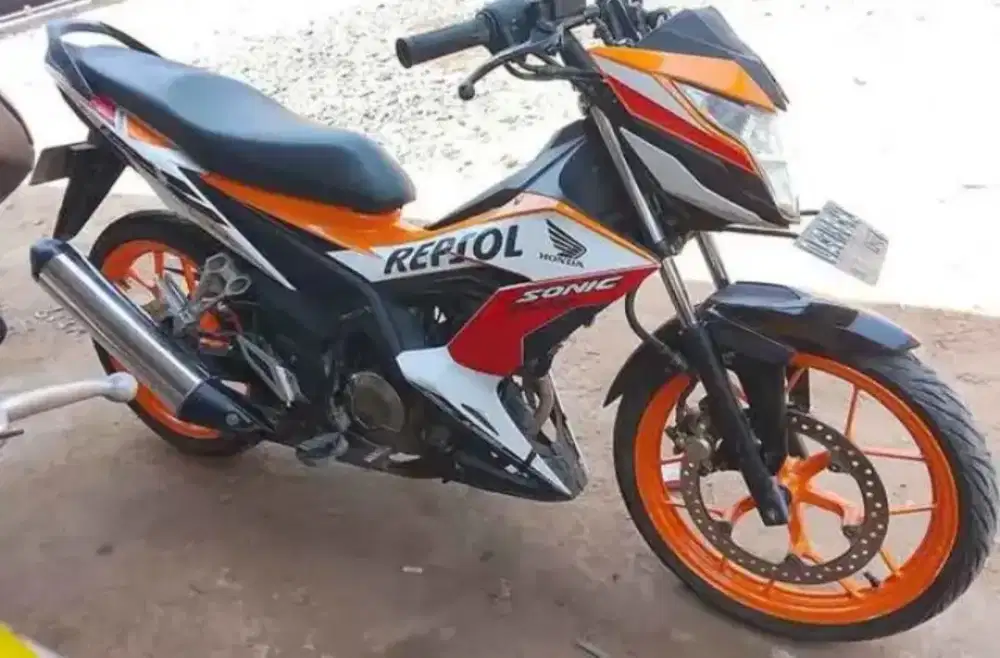 Dijual Honda sonic tahun 2016 kerja sekolah oke siap pakai bosku