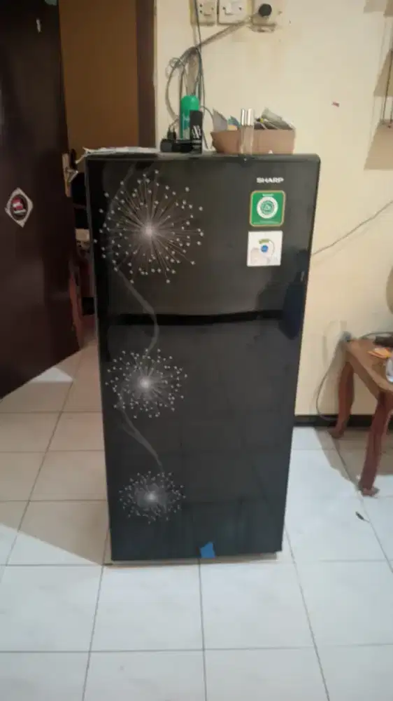 SHARP 1 PINTU 185 LITER 90 WATT