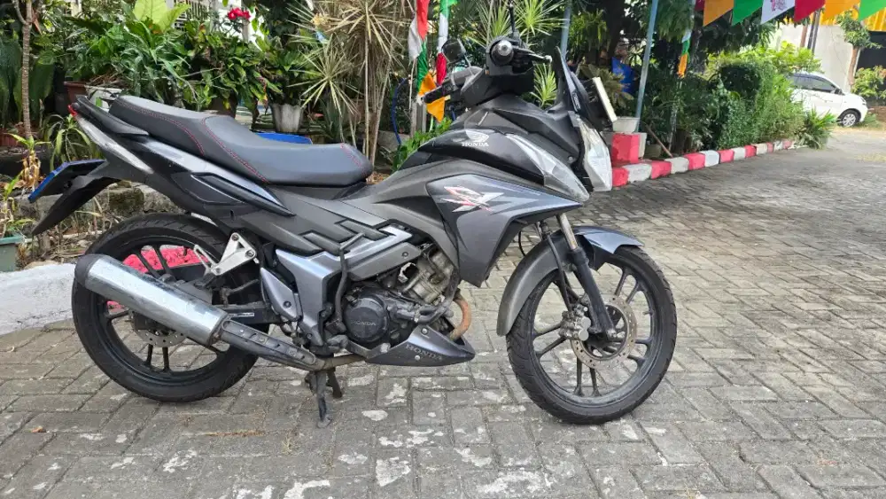 Honda Cs  1  125 cc  thn. 2011