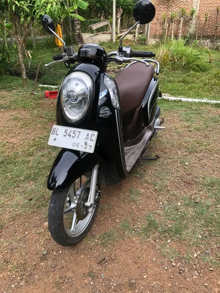 Scoopy 2015 stater halus kondisi mesin halus terawat kondisi istimewa