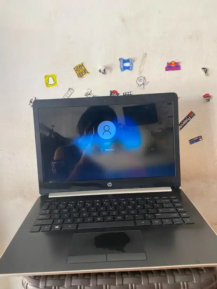 JUAL LAPTOP HP 14-CM0068AU AMD A9-9425 RADEON R5 RAM4GB DDR4 HDD500GB