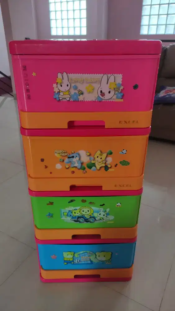 EXCEL LION STAR LEMARI LACI RAK SUSUN CONTAINER KONTAINER LACI 4 BAGUS