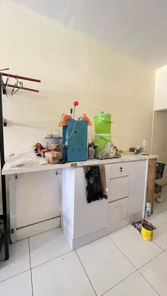 Meja Pemesanan / meja Kasir dengan Laci bahan kayu