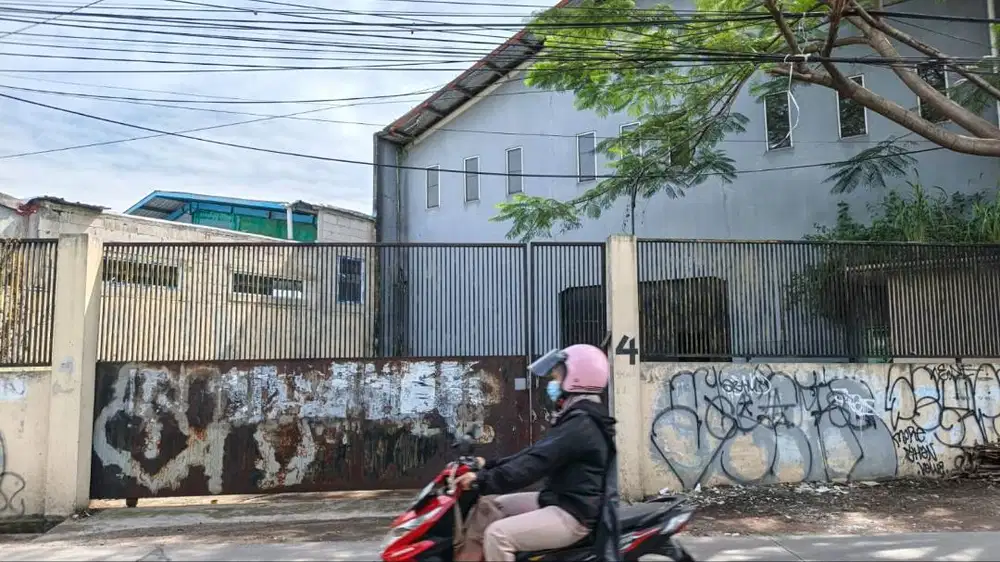 Disewakan Gudang Strategis - Siap Untuk Usaha dan Penyimpanan