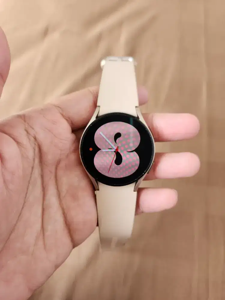 Samsung Galaxy Watch 4 40mm smartwatch charger only mulus pemakaian
