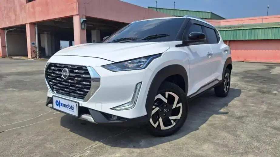 KM Rendah - Nissan Magnite 1.0 Upper Bensin-MT 2022