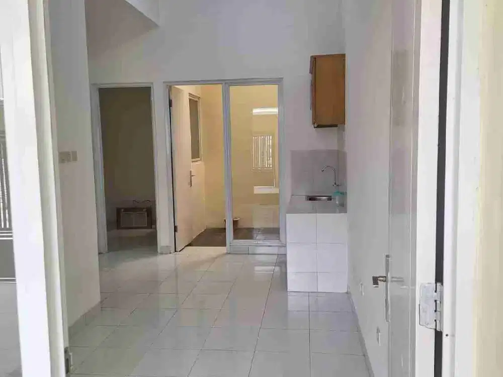 DISEWAKAN SEGERA RUMAH RAPI SIAP HUNI DI PORIS RESIDENCE