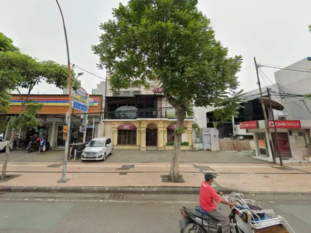 Rumah Usaha Raya Gubeng Surabaya Pusat Strategis Komersial