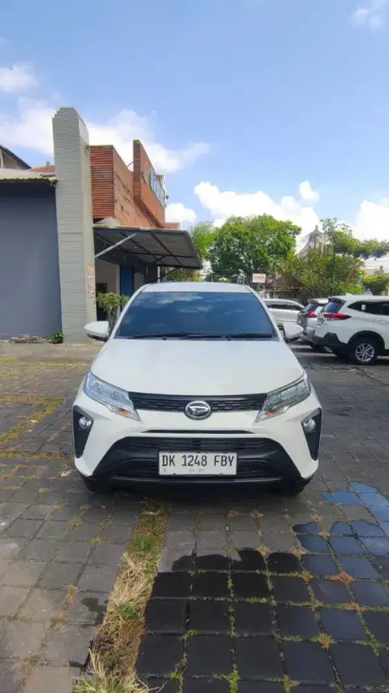 Daihatsu Terios X Manual 2023/2024 Putih