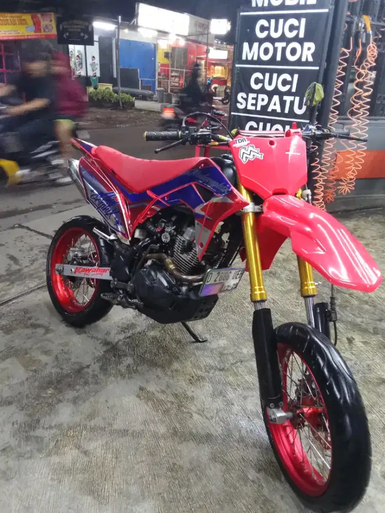 Crf 150 supermoto