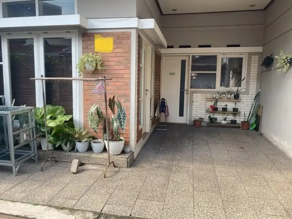 Rumah Bagus murah terawat di Antapani Bandung
