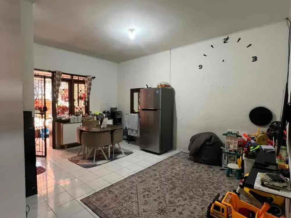 DIJUAL CEPAT RUMAH SIAP HUNI 1 LANTAI DI KOMPLEK SETRA DAGO ANTAPANI BANDUNG
