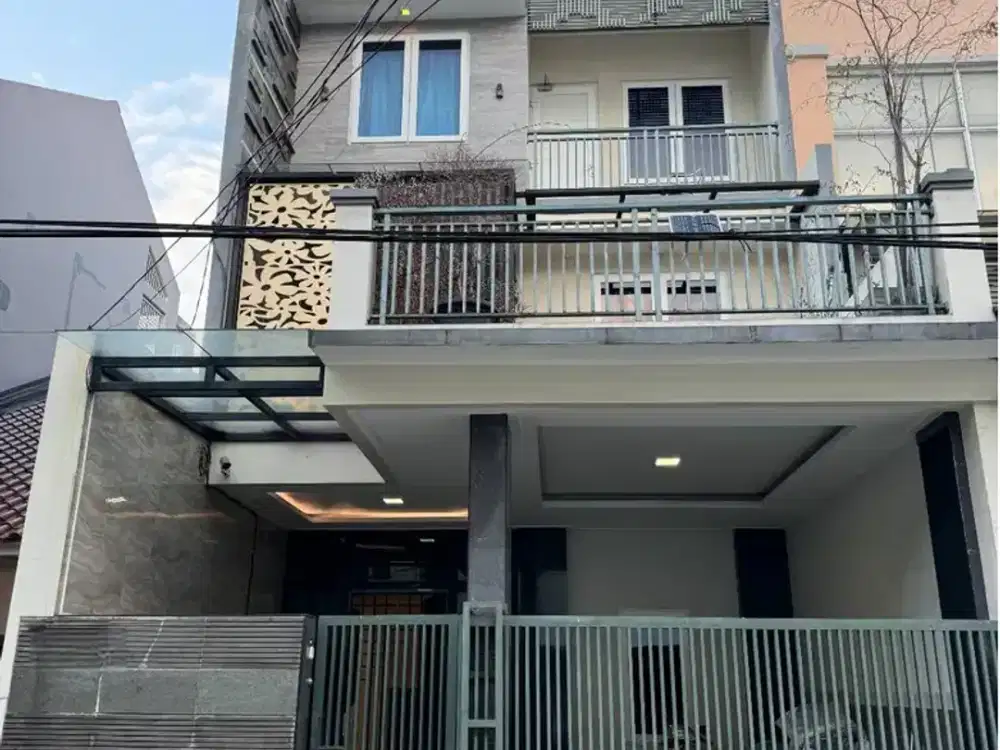 Rumah minimalis Green Garden Furnished rapi, murah