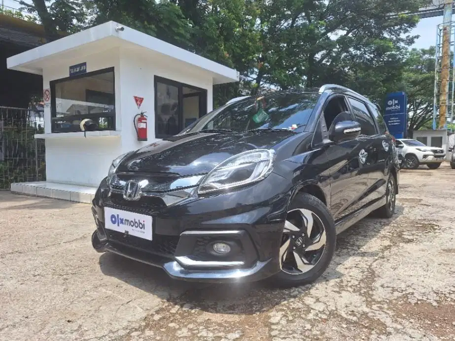 DP MURAH Honda Mobilio 1.5 RS Bensin-AT 2015 Hitam CSKFB