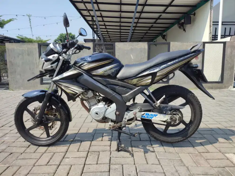 VIXION OLD TAHUN 2012 PLAT TANGSEL