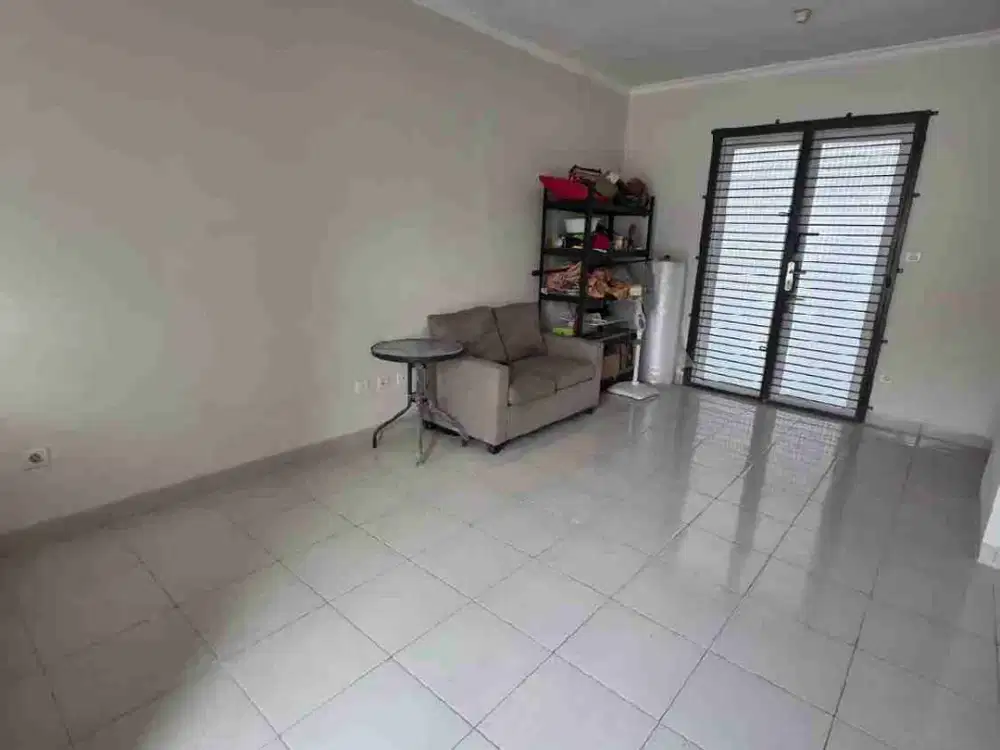 Rumah Minimalis Ada Rooftop di Lavender Gading Serpong