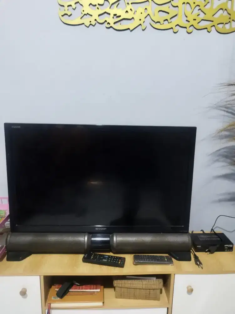 TV LED 32inci Sharp Aquos