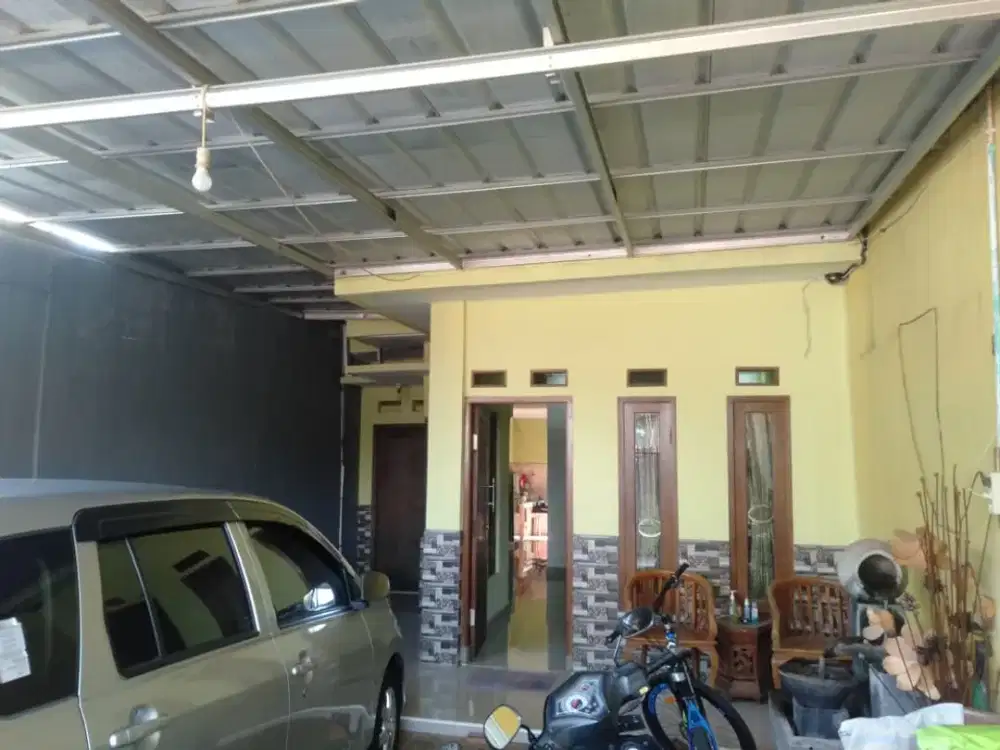 RUMAH DICILODONG DEPOK AKSES DAN FASILITAS SERBA DEKET