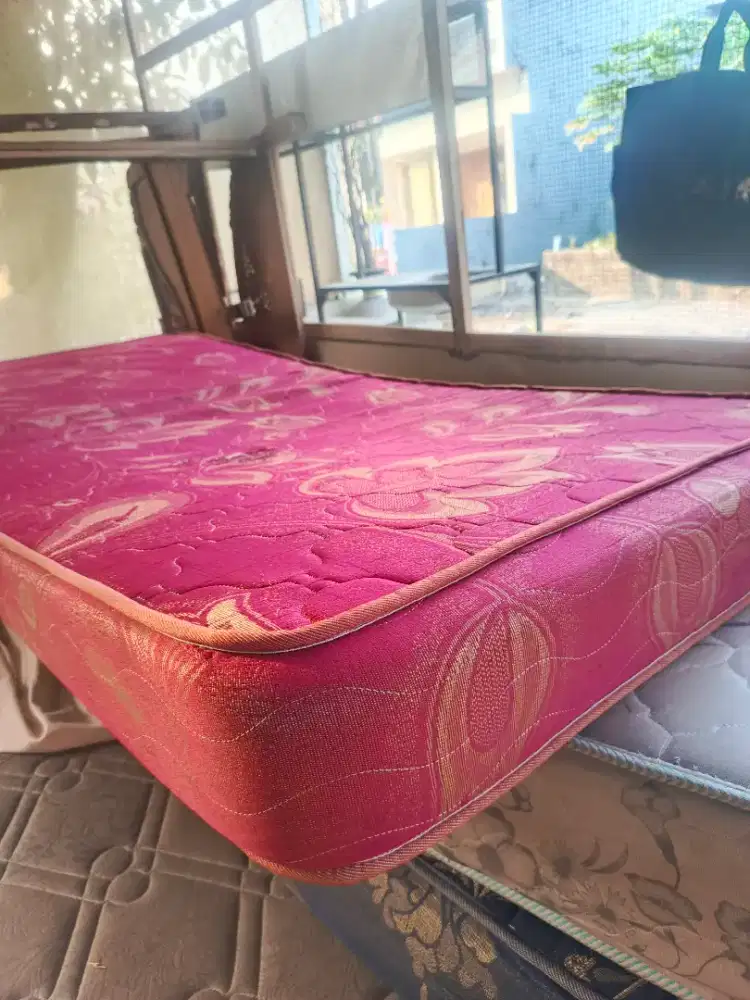 Kasur busa ukuran single